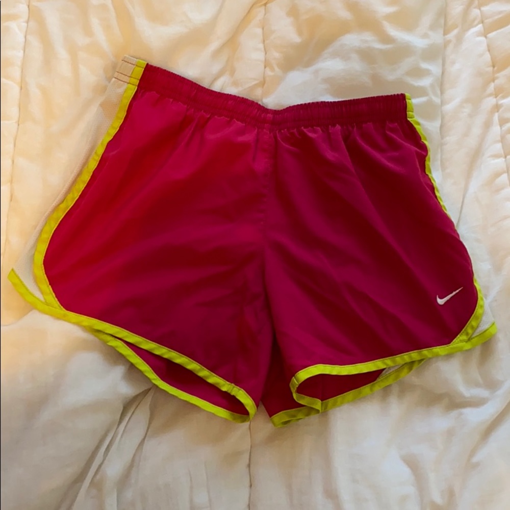 Nike women’s shorts